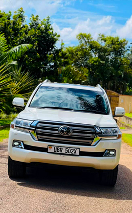 best-suv-car-hire-uganda-road-trip