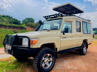 getting-ready-for-long-distance-road-trip-in-uganda