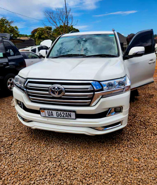 luxury-car-rental-uganda